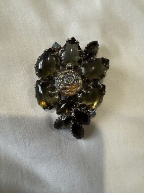Vintage 1950s art glass, smoky topaz and rhinestone brooch
